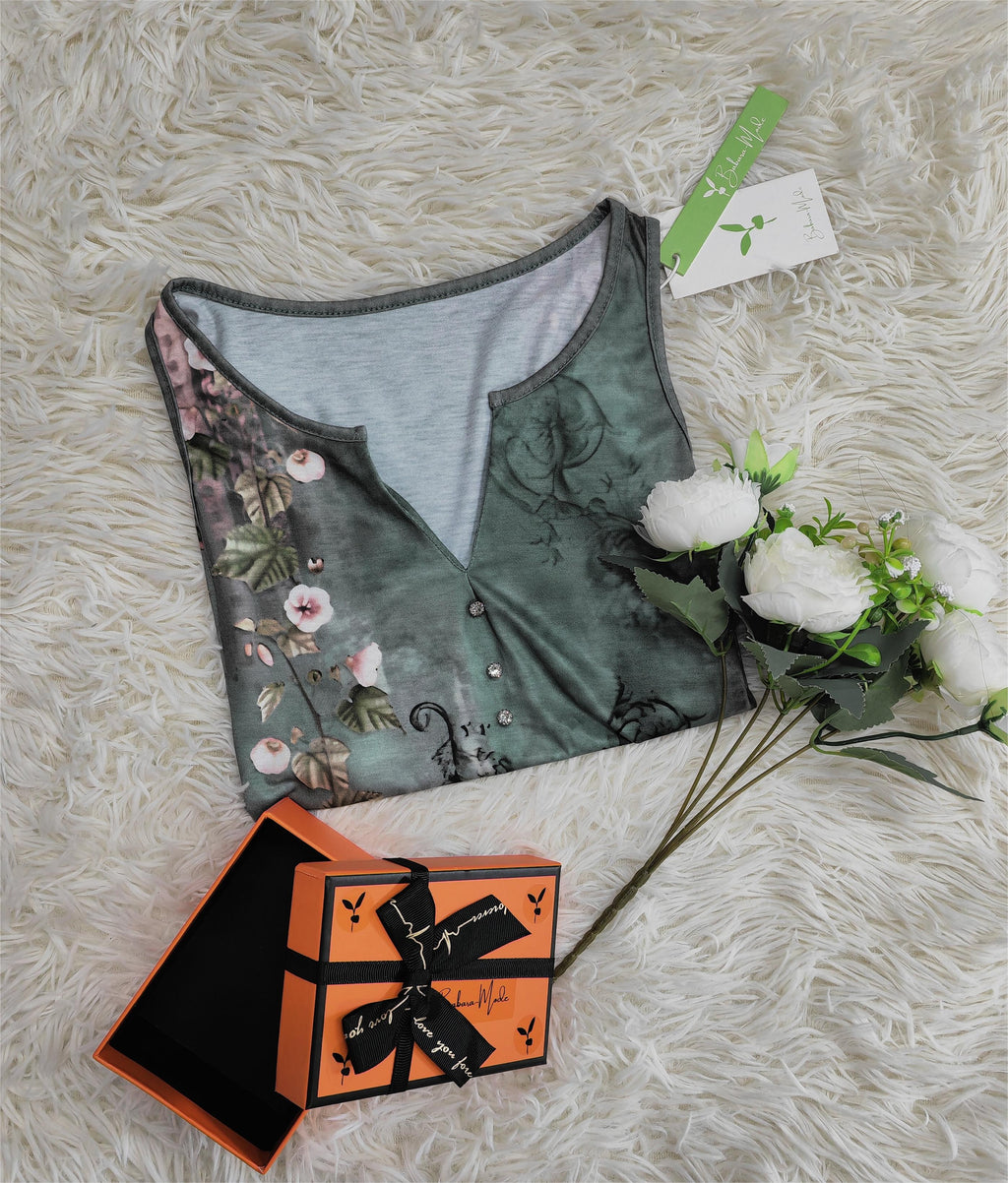 Bezrękawnik z kwiatowym wzorem akwarelowym