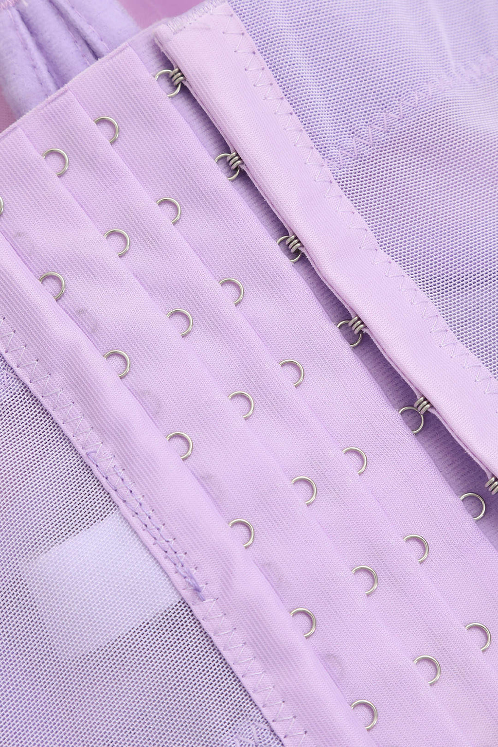 Bluzka z siateczki z wbudowanym stanikiem