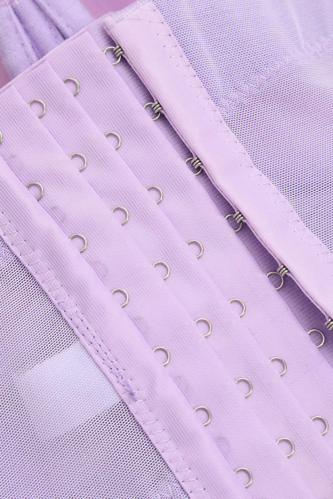 Bluzka z siateczki z wbudowanym stanikiem