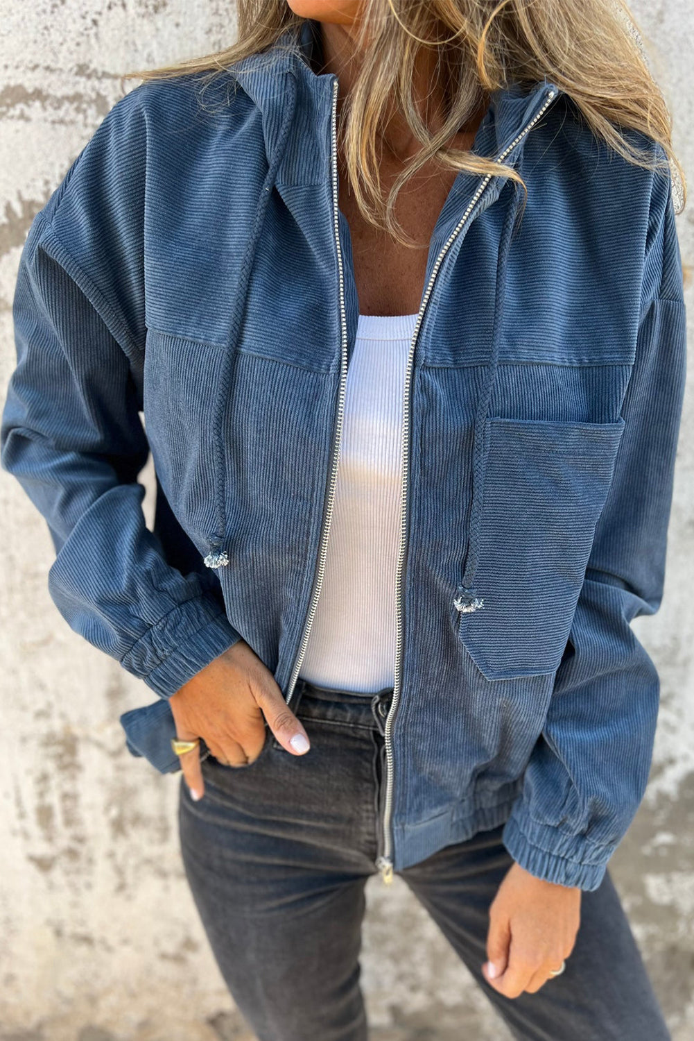 Bluza z Kapturem i Sznurkiem w Kolorze Turkusowym